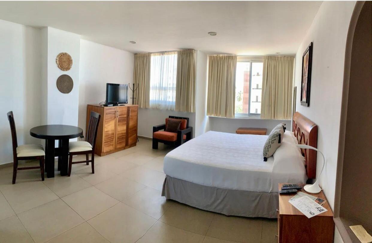 Banderas Suites Bucerías エクステリア 写真