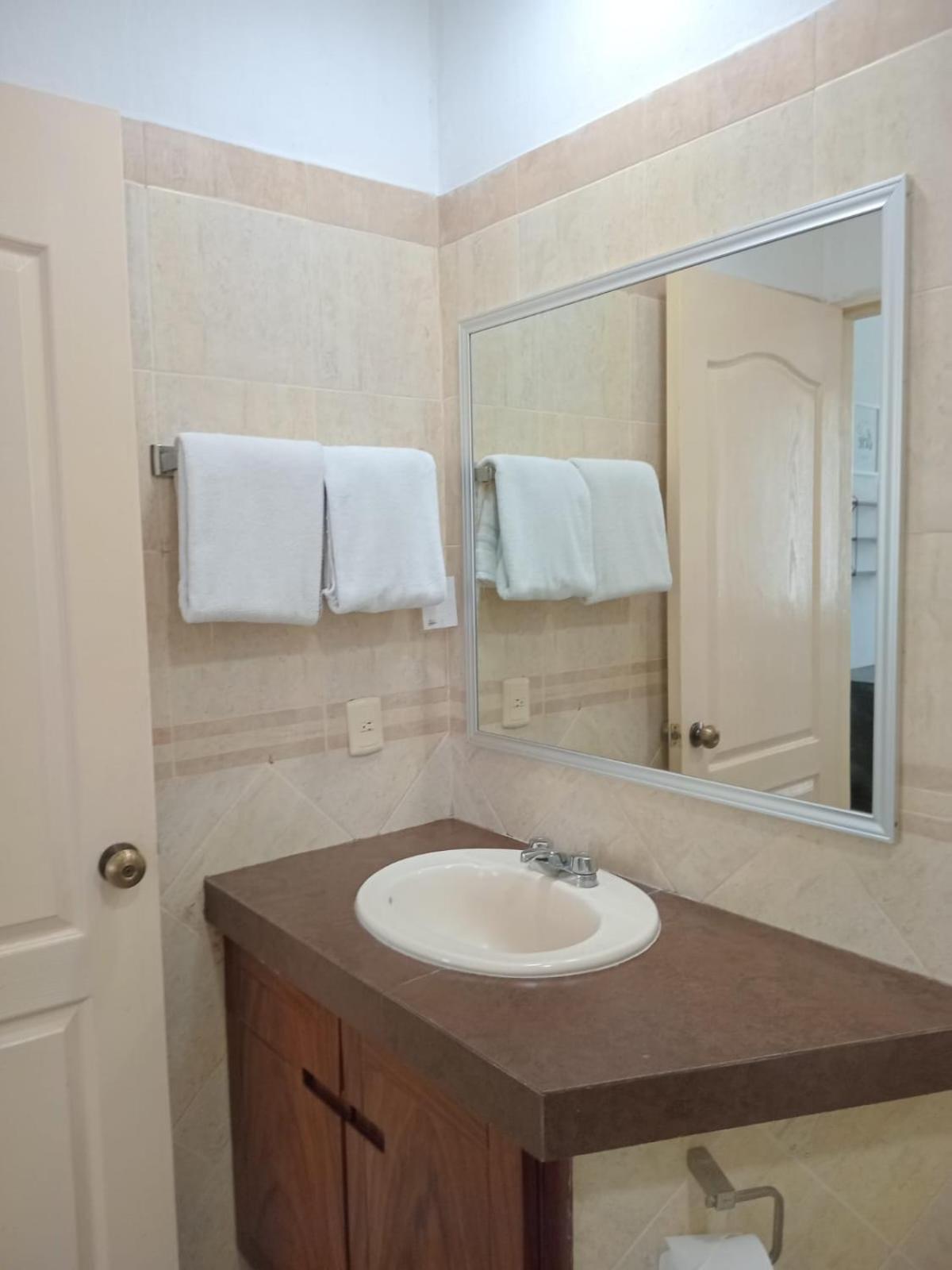Banderas Suites Bucerías エクステリア 写真