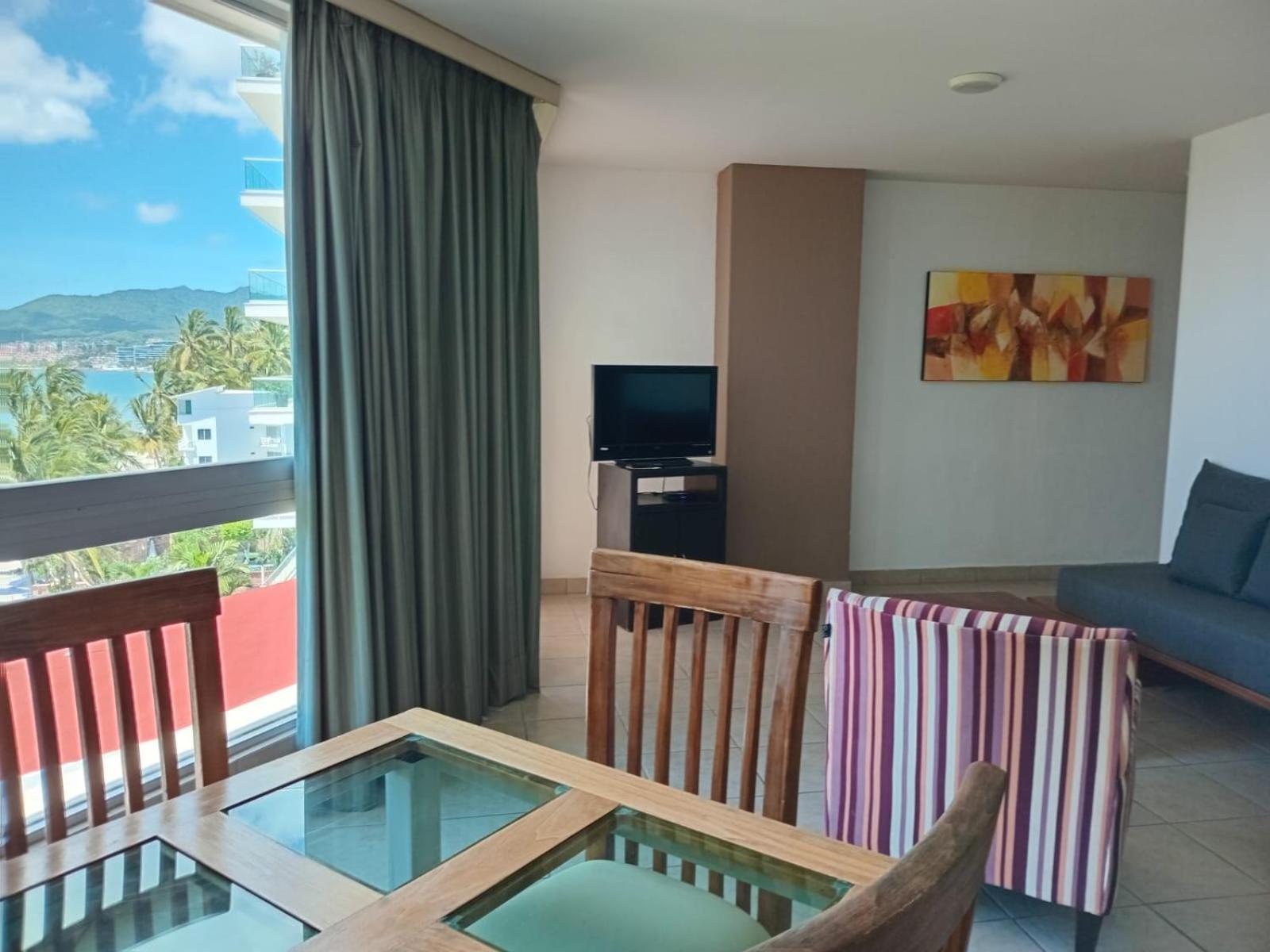 Banderas Suites Bucerías エクステリア 写真