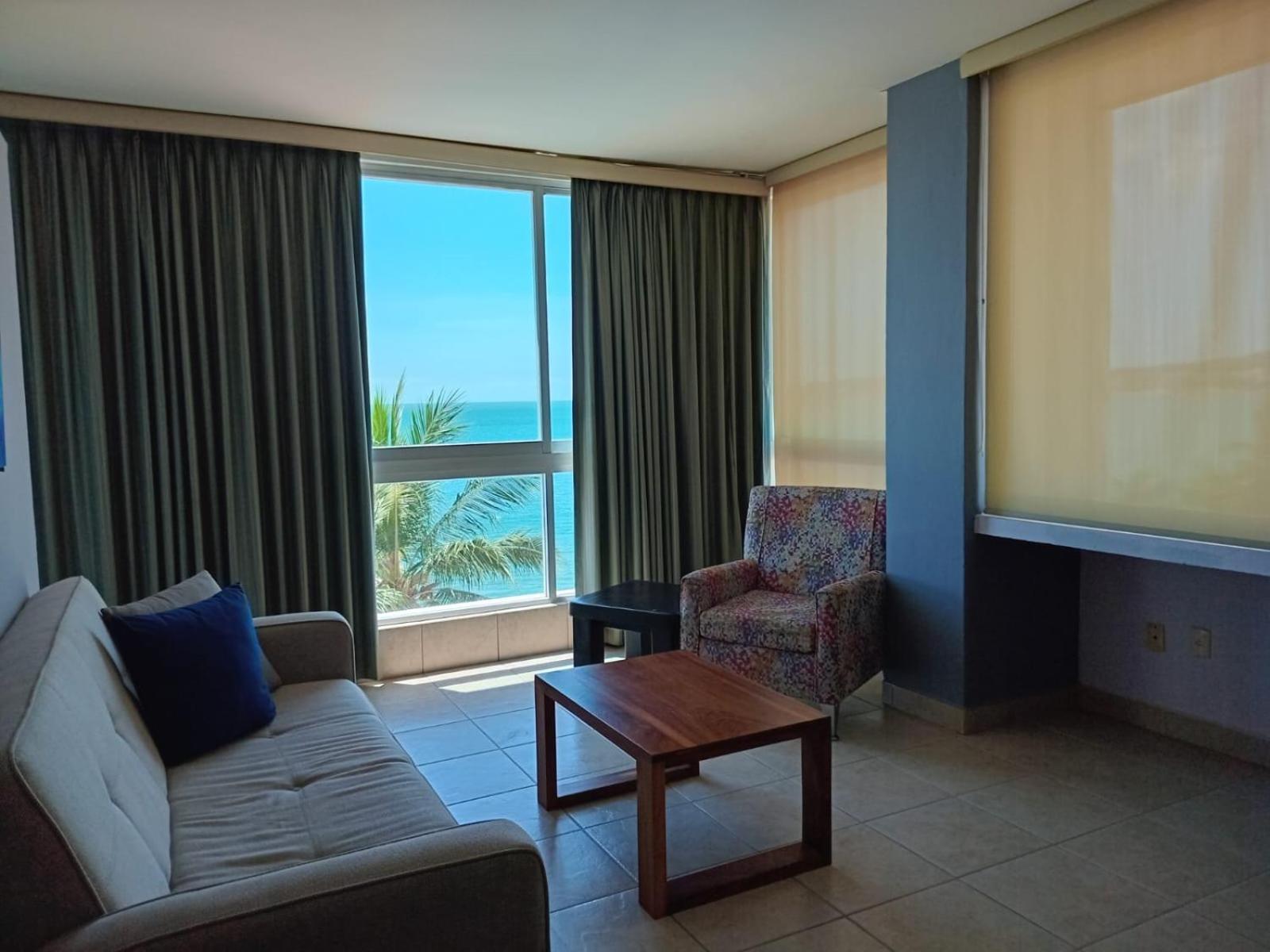 Banderas Suites Bucerías エクステリア 写真