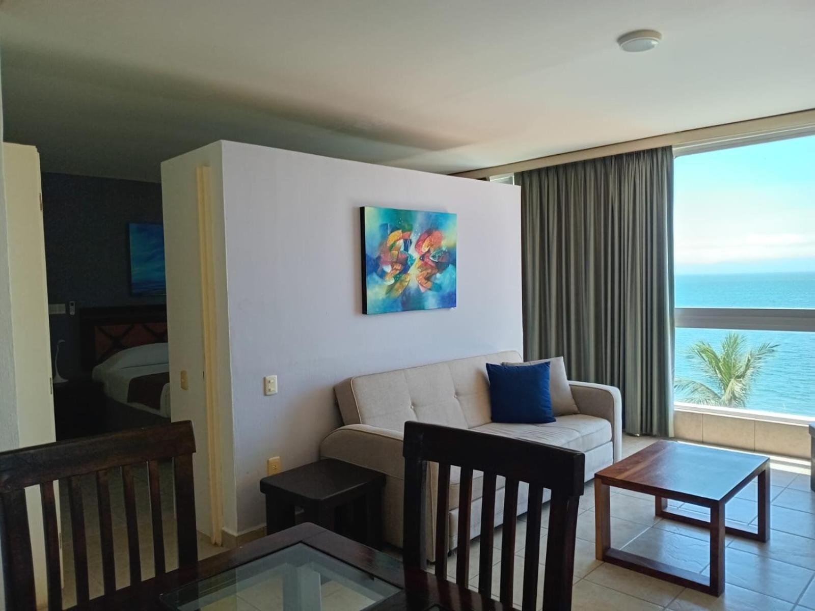 Banderas Suites Bucerías エクステリア 写真
